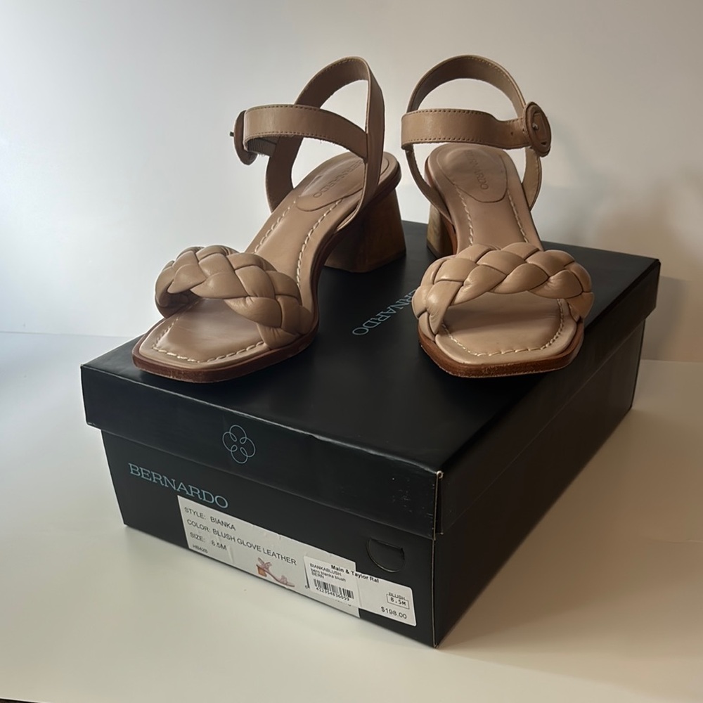 Bernardo Bianka Blush Glove Leather Sandals